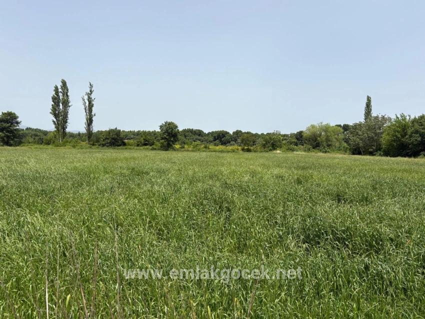 2100 M2 Großes Grundstück Zum Verkauf In Okçular Marmaris.