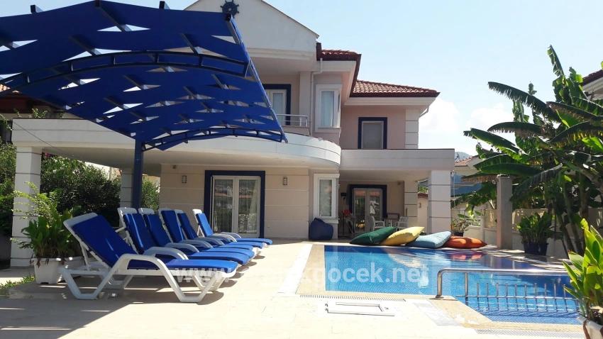 4+1 Villa Zum Verkauf In Dalyan Gülpınar, 573m2