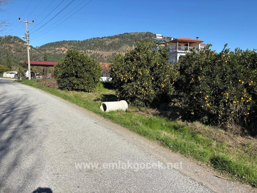 Grundstück Zum Verkauf In Ekşiliyurt, Mit Baugenehmigung, Innerhalb Einer Bebauten Fläche Von 1085 M².