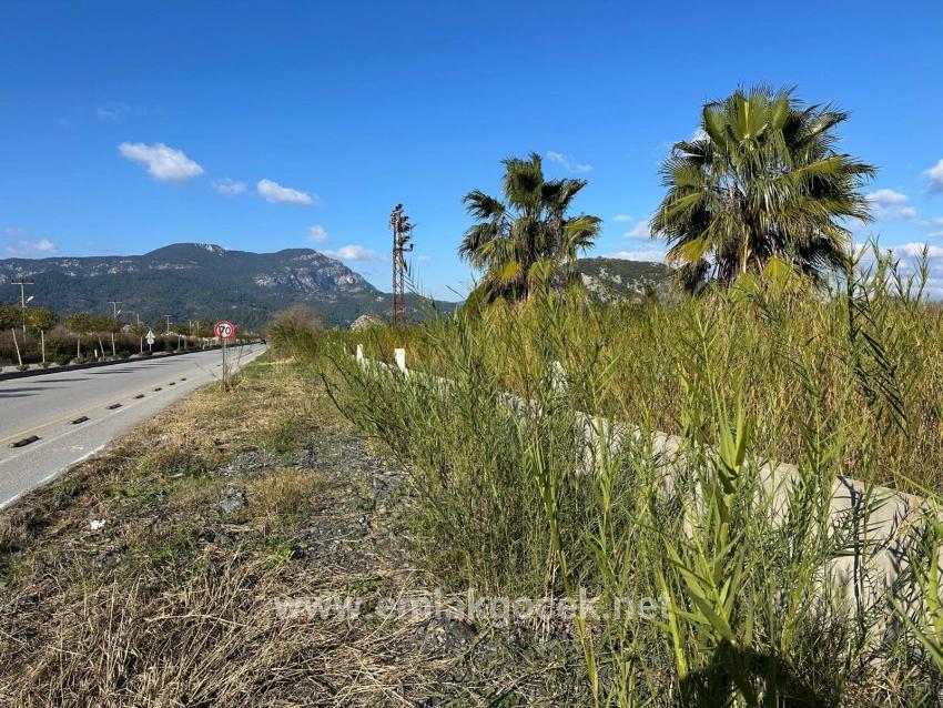 5.111 M² Großes Gewerbe- Und Wohngrundstück Zum Verkauf, Direkt An Der Hauptstraße In Dalyan Gelegen