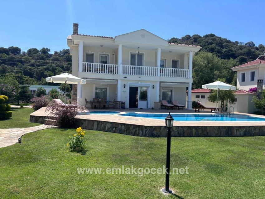 848 M² Große Villa Mit 3+1 Bädern In Dalyan Mit Blick Auf Die Königsgräber Zu Verkaufen