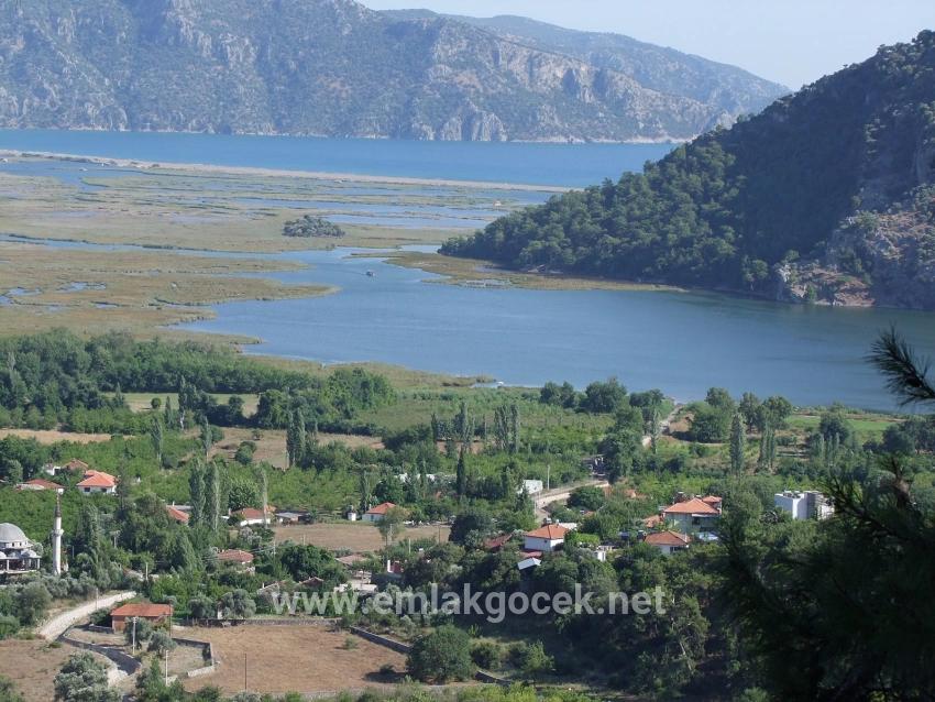 1252m2 Grundstück Zum Verkauf Mit Seeblick In Çandır