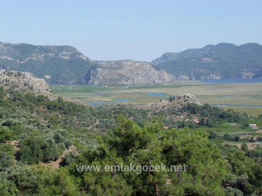 1252m2 Grundstück Zum Verkauf Mit Seeblick In Çandır