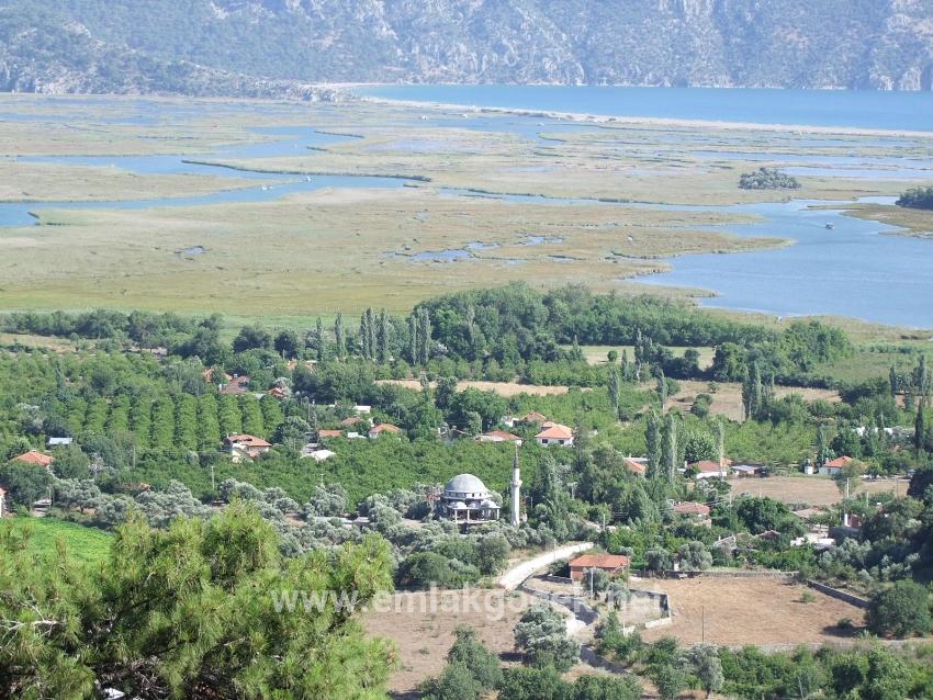 1252m2 Grundstück Zum Verkauf Mit Seeblick In Çandır