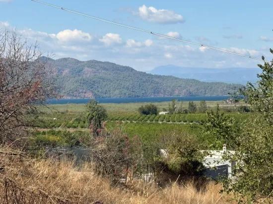 In Dalyan Karadağ Seeblick 5.000m2 zu verkaufen Acker