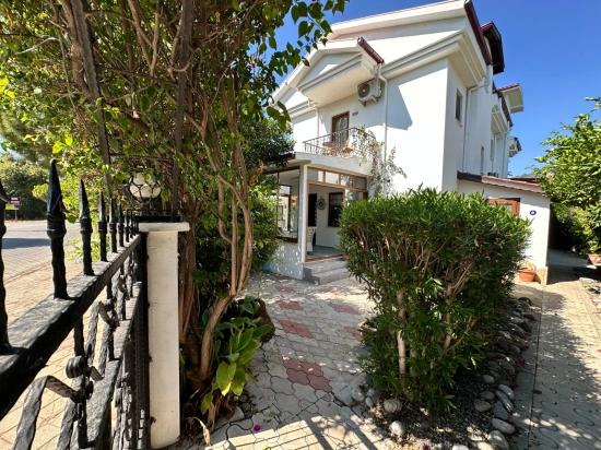 3+1 Villa Zum Verkauf In Dalyan, Nahe Dem Zentrum