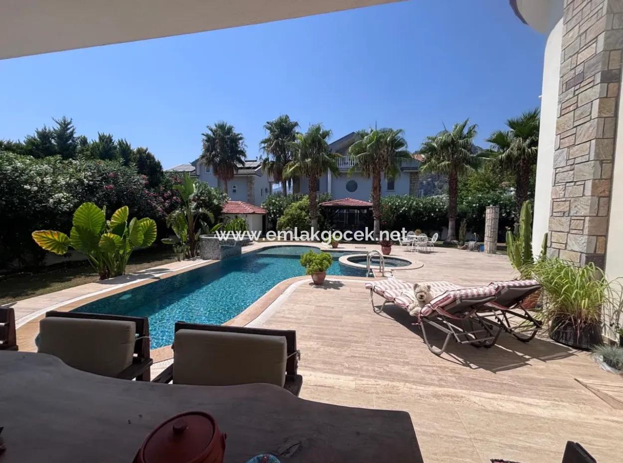 5 1 Villa Zum Verkauf In Dalyan Maraş Für 980M2 Grundstück An Der Ecke