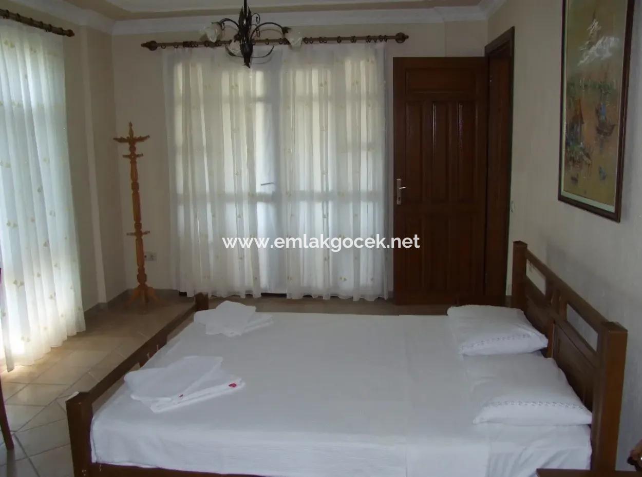 Der Malerische See Und Der Kanal In Die Lagune Zum Meer, Luxus-Villa Zum Verkauf In Der Königlichen Gräber Von Maras