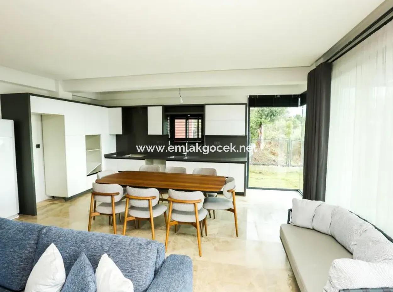 Steinvilla Zum Verkauf Mit Meerblick In Sarigerme