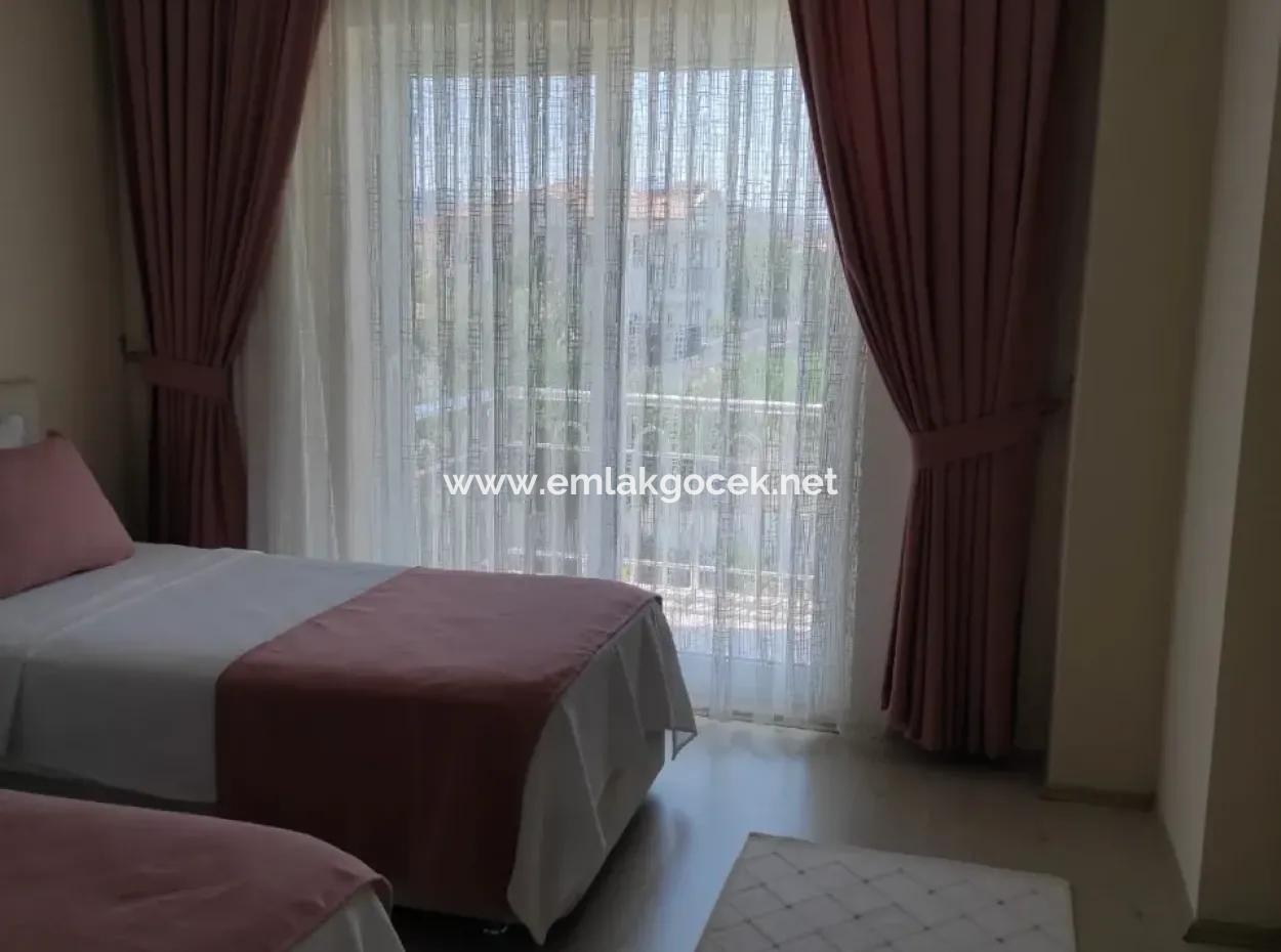 Dalyan Gülpinar'köşebaşi 545M2 Grundstück Zum Verkauf 4 1 Villa