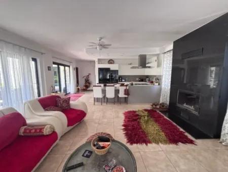 5 1 Villa Zum Verkauf In Dalyan Maraş Für 980M2 Grundstück An Der Ecke