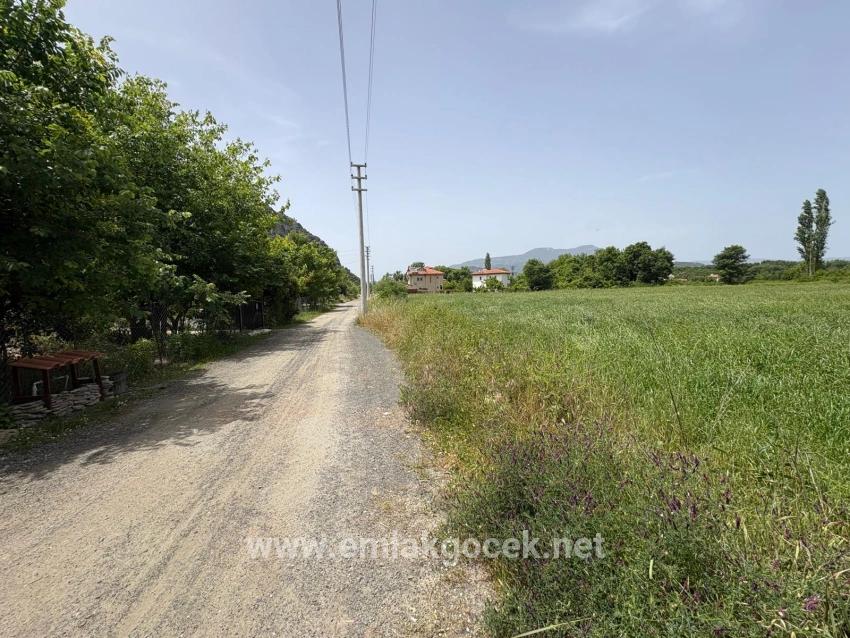 Land For sale in Okçular Nbh. Ortaca - Housing Zoned - 2.390 m²