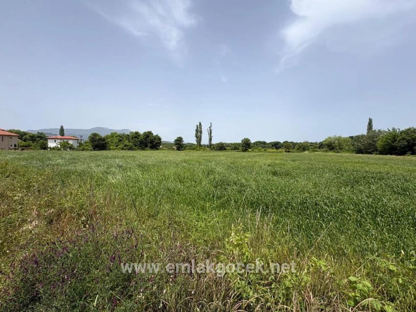 Land For sale in Okçular Nbh. Ortaca - Housing Zoned - 2.390 m²