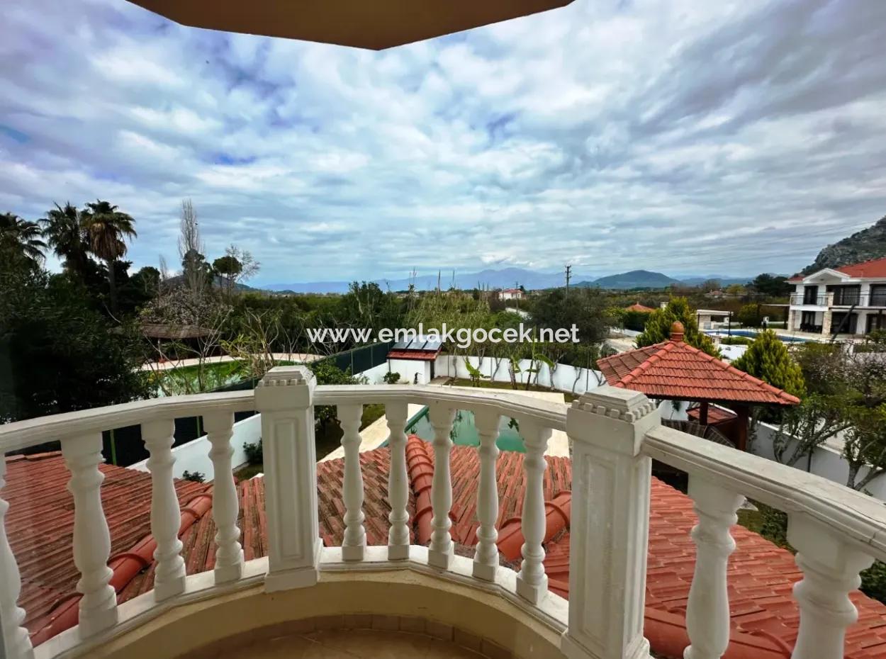 3 1 Villas For Sale In A Plot Of 645M2 In Arıkbaşı, Dalyan