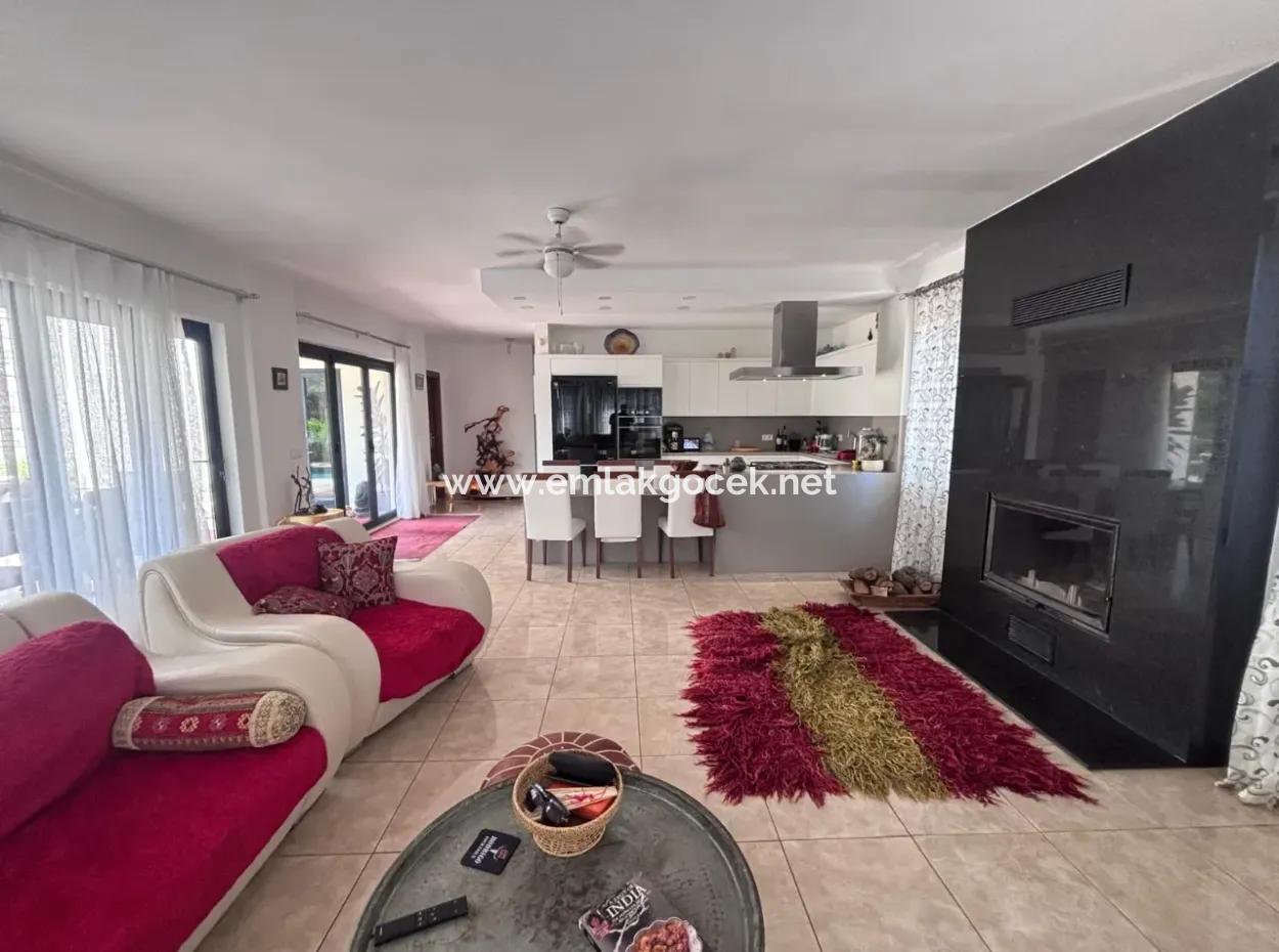 5 1 Villa For Sale In Dalyan Maraş For 980M2 Plot On The Corner