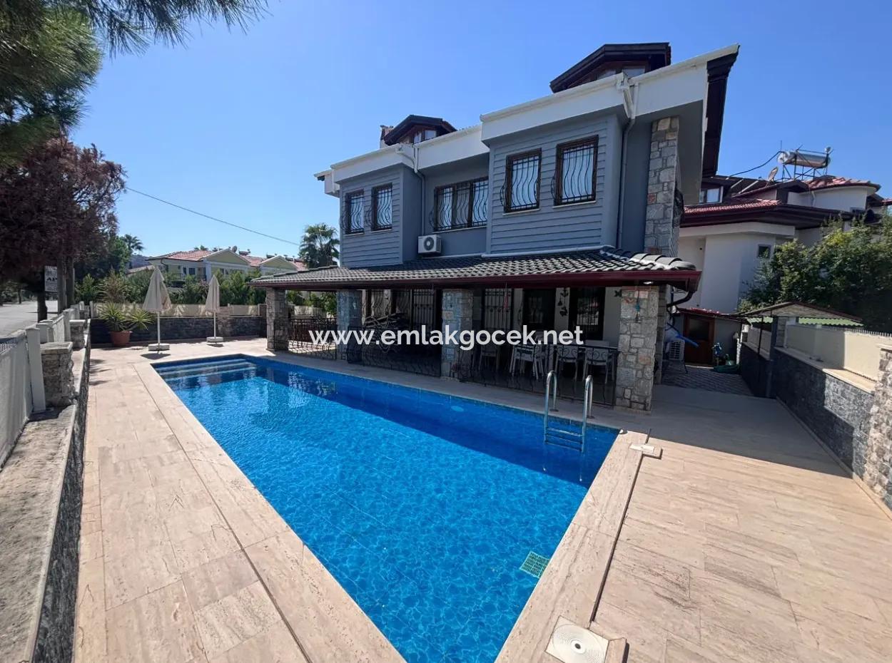 5 1 Villas For Sale In A Plot Of 301M2 In Dalyan Center