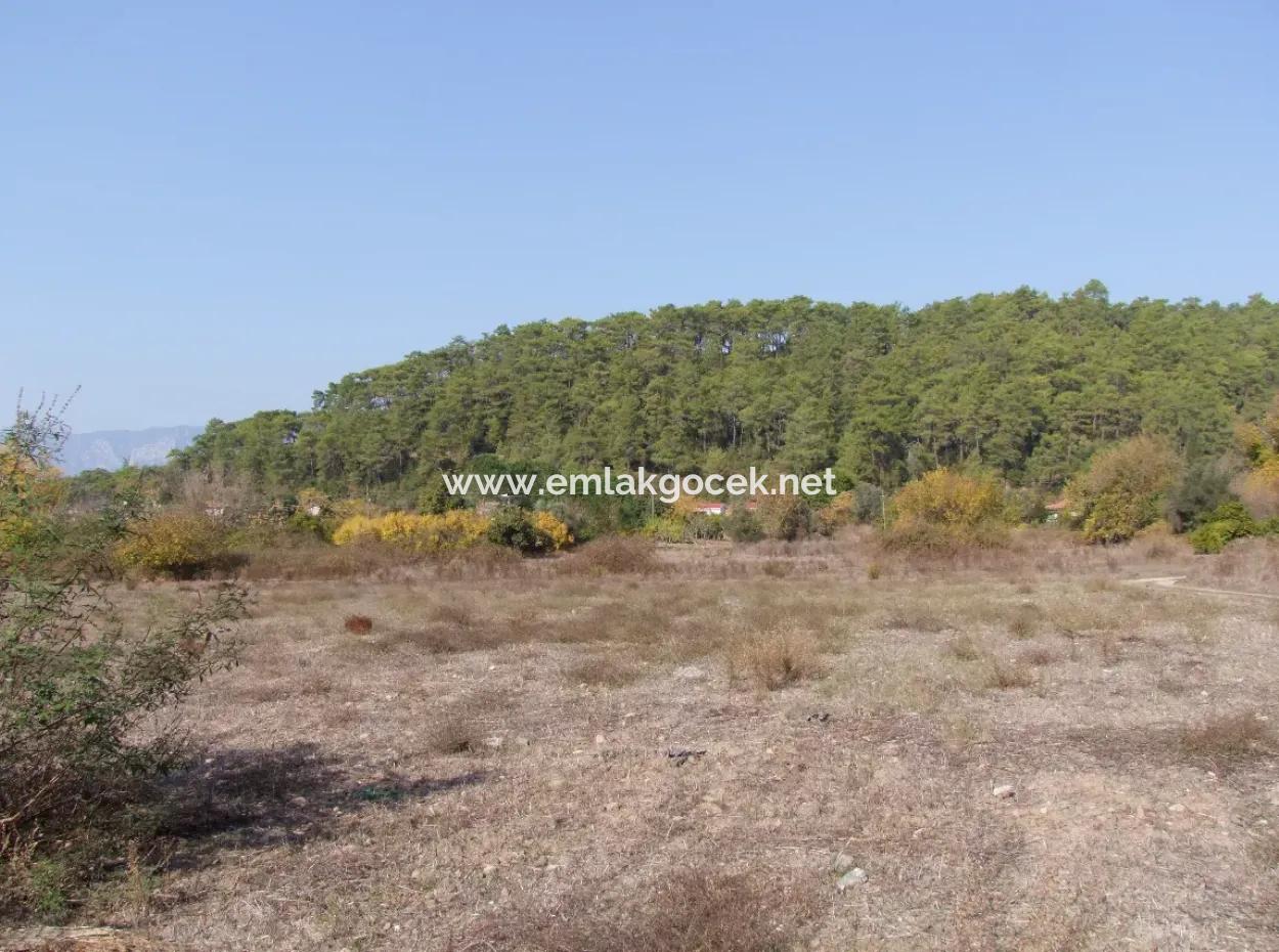 6850M2 Zoning Land With Sea View In Çamlı