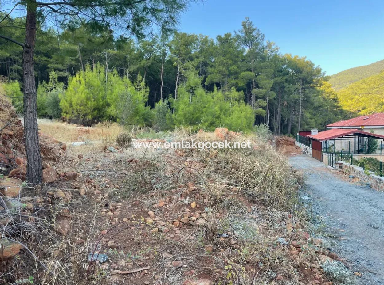Land For Sale In Ekincik With Sea View 420M2 Zoned
