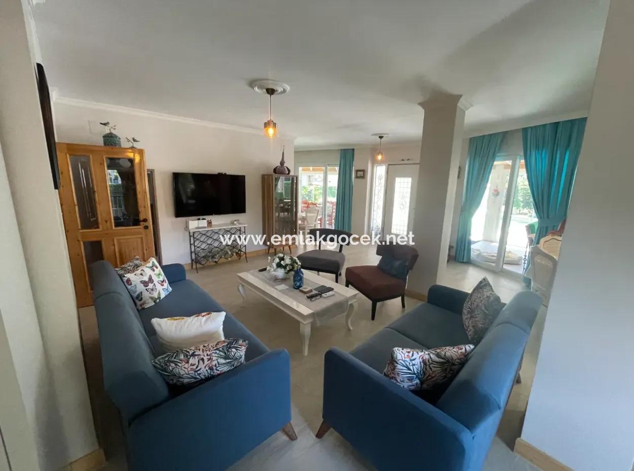 4 1 Villa For Sale In 720M2 Land In Dalyan Gülpınar