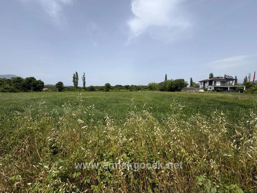 Земля 2390m2 На Продажу В Окчулар, Мармарис