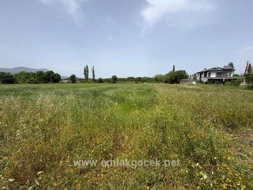 Земля 2390m2 На Продажу В Окчулар, Мармарис