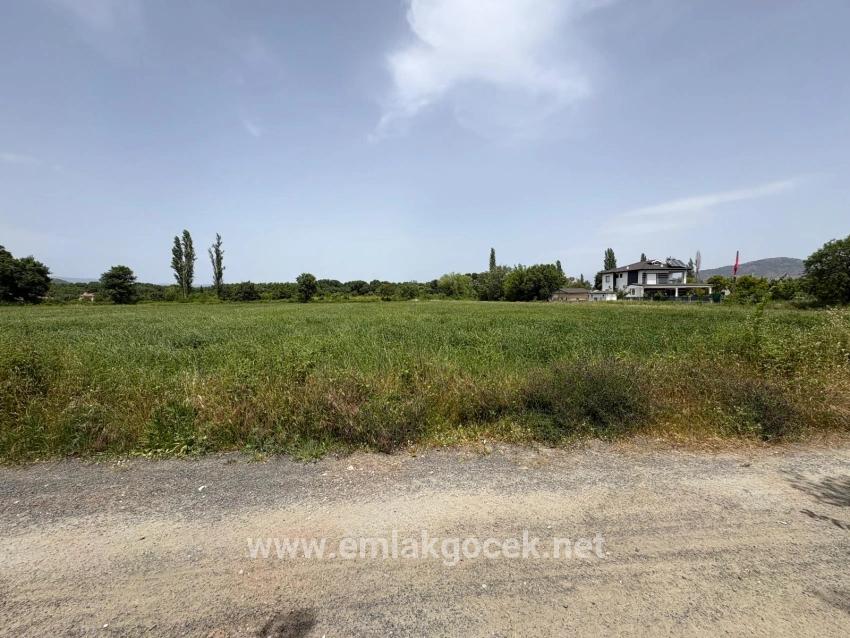 Okçular Marmarlı'da 2100 M2 Satılık Arsa