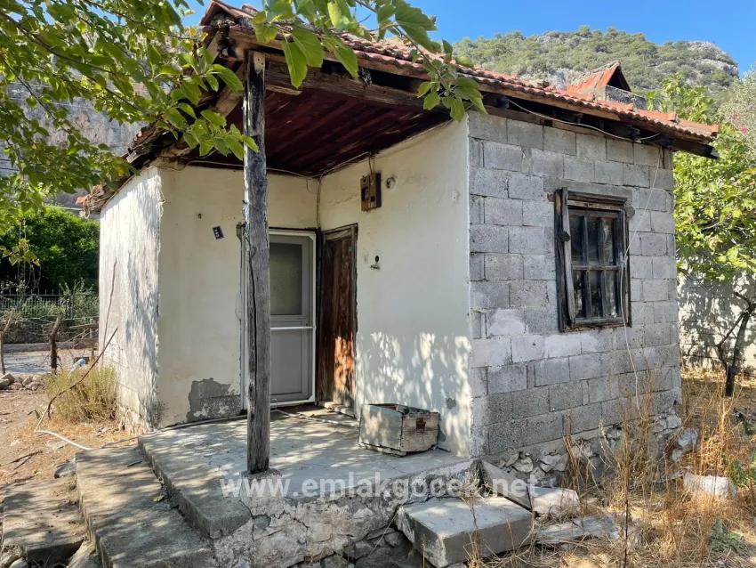 Çandır'da Kanala Sıfır 2765m2 Satılık Müstakil Ev