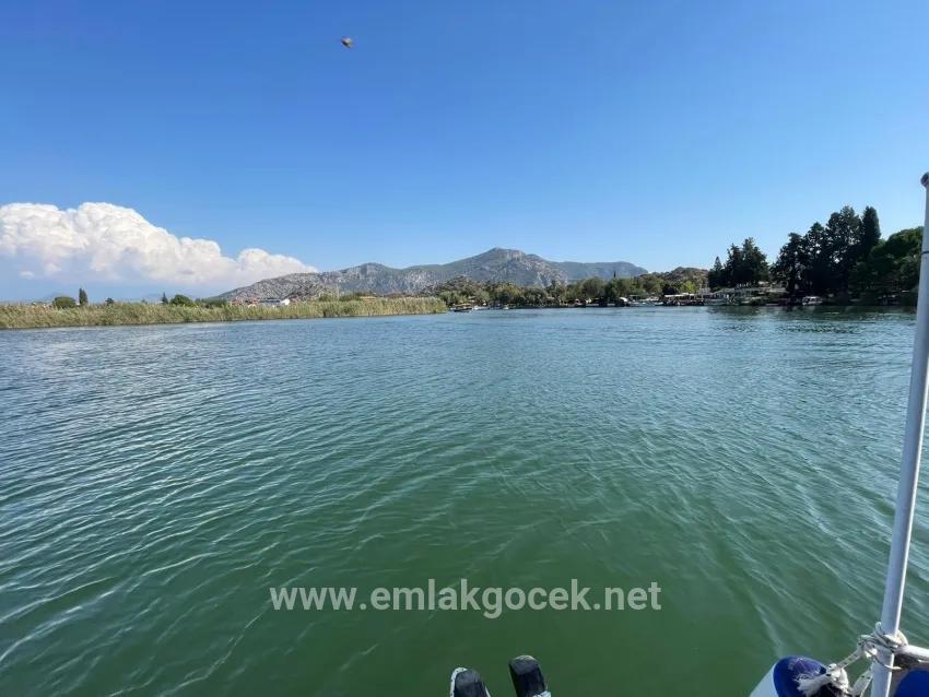Çandır'da Kanala Sıfır 2765m2 Satılık Müstakil Ev