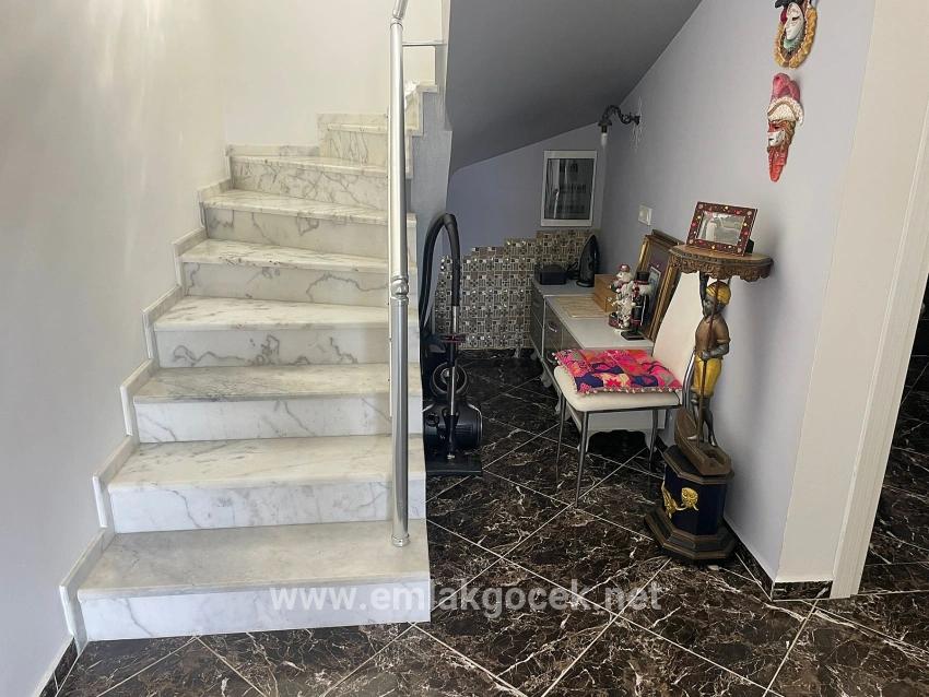 Gökbel'de Full Deniz Manzaralı 5000m2 Arsa İçerisinde Satılık Vıp Villa