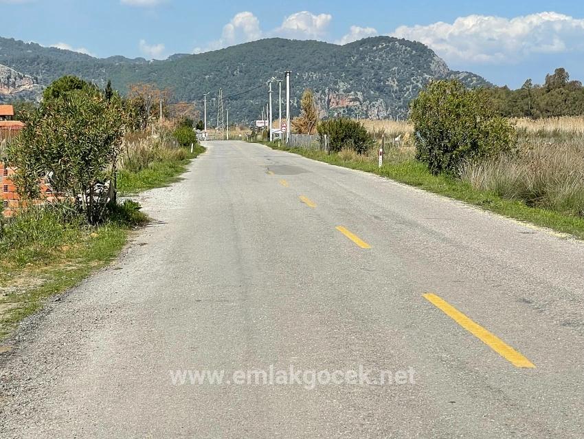 Dalyan İztuzu Plaj Yoluna Sıfır 19.600m2 Satılık Tarla