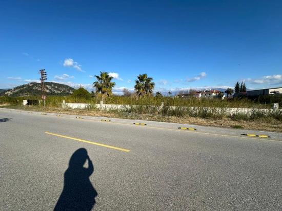 Dalyan Anayola Sıfır 5.111m2 Satılık Ticari-konut Arsası