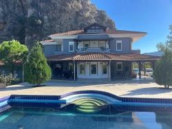 Ortaca Dalyan Mah. Satılık 5+2 Villa - 6.000 m²