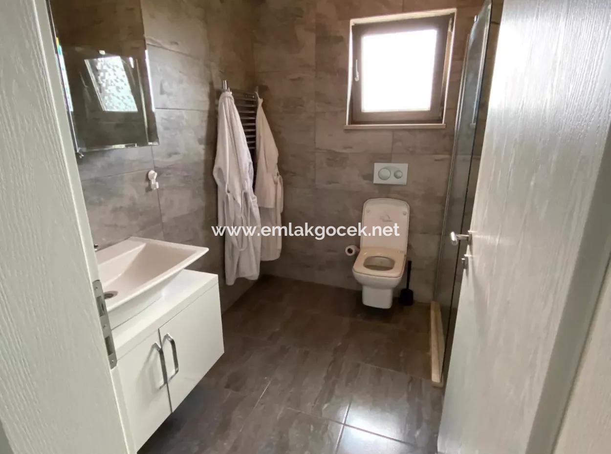 Okçular'da Satılık Villa Lüks 5 Yatak Odalı Satılık Villa