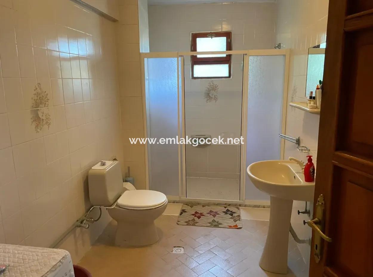 Dalyan Merkezde 5+1 Satılık Villa