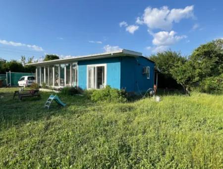 Eskiköy'de 1000M2 Arsa İçerisinde 2+1 Satılık Müstakil Evi
