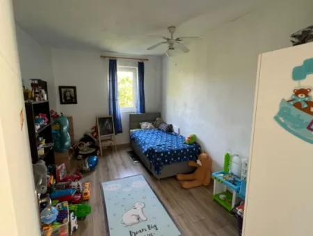 Eskiköy'de 1000M2 Arsa İçerisinde 2+1 Satılık Müstakil Evi