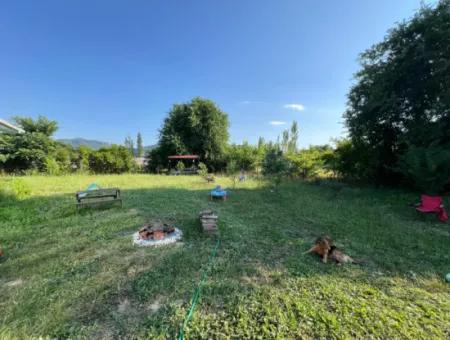 Eskiköy'de 1000M2 Arsa İçerisinde 2+1 Satılık Müstakil Evi