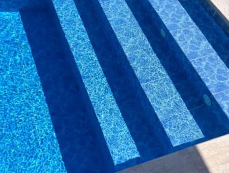 Dalyan Merkezde 301M2 Arsa İçerisinde 5+1 Satılık Villa