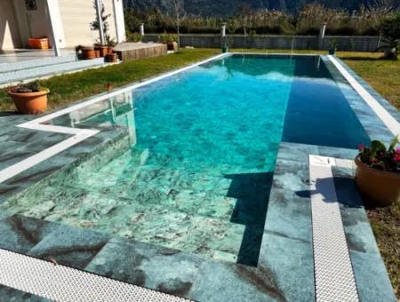 Dalyan Maraşda 5000M2 Arsa İçinde 3+1 Satılık Villa